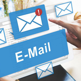 پست الکترونیکی (Email)